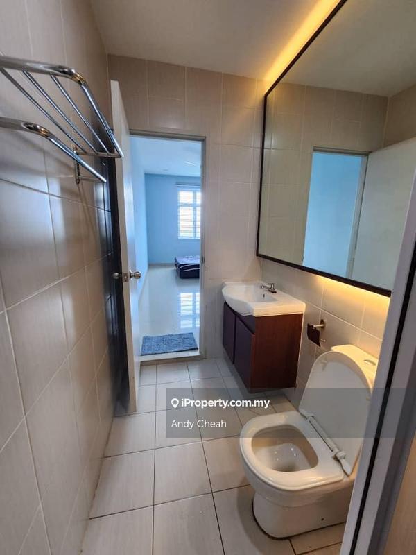Service Residence for Sale in Meridin Bayvue @ Sierra Perdana by Andy Cheah - iProperty.com.my
