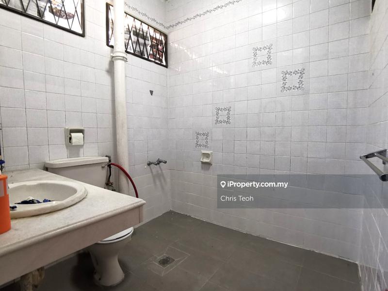 Rumah Berkembar untuk Dijual di Sungai Ara, Bayan Lepas oleh Chris Teoh - iProperty.com.my