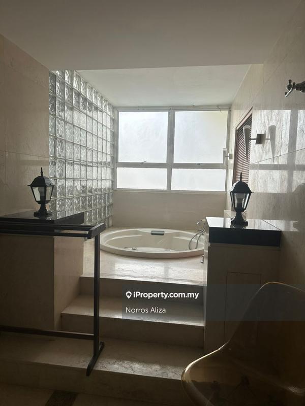 Kondominium untuk Dijual di Pantai Panorama Condominiums oleh Norros Aliza - iProperty.com.my