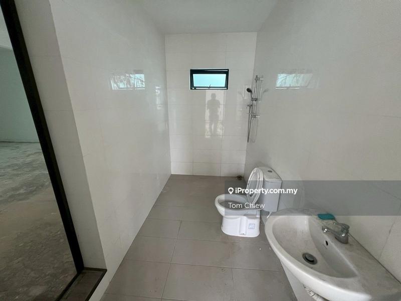 Semi-Detached House for Sale in Taman Kolam Air, Johor Bahru by Tom Chiew - iProperty.com.my