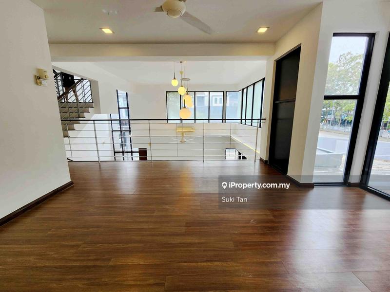 Rumah Berangkai 3 Tingkat untuk Dijual di Lake Fields, Sungai Besi oleh Suki Tan - iProperty.com.my