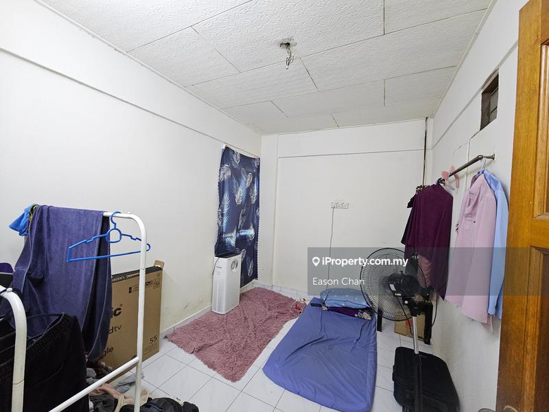 Flat for Sale in Merpati by Eason Chan - iProperty.com.my