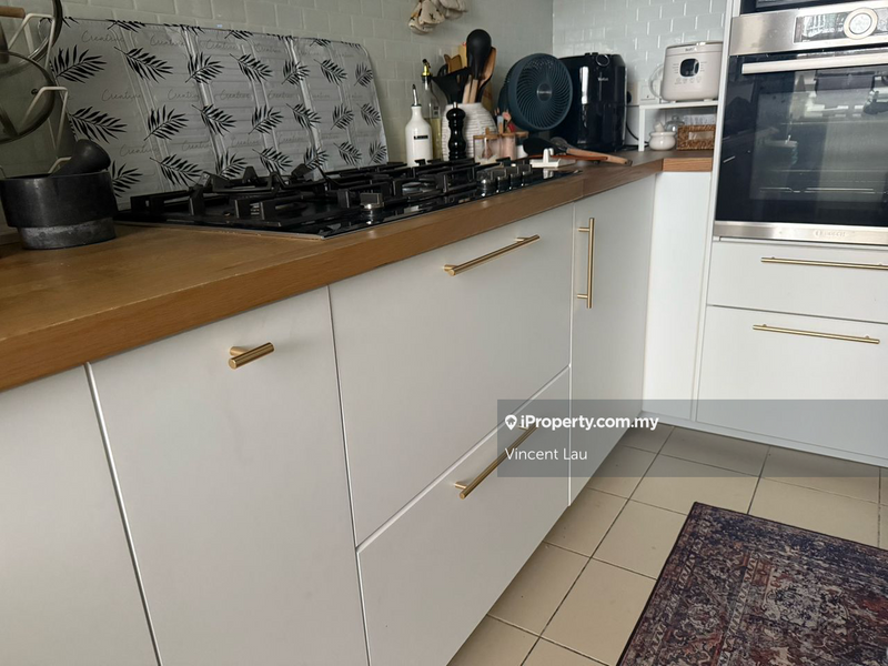 Kondominium untuk Dijual di Sri Putramas III / Royal Regent oleh Vincent Lau - iProperty.com.my