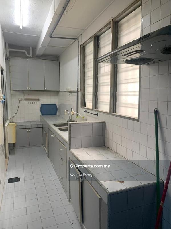 Rumah Bandar untuk Dijual di Taman Bukit Teratai, Ampang oleh Celine Kong - iProperty.com.my