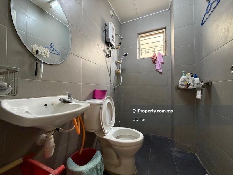 Townhouse for Sale in Taman Lagenda Mas, Cheras by Lily Tan - iProperty.com.my