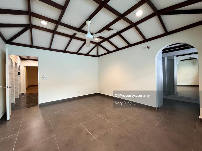 Bungalow House for Sale in Seksyen 4, Petaling Jaya by Mary Fung - iProperty.com.my
