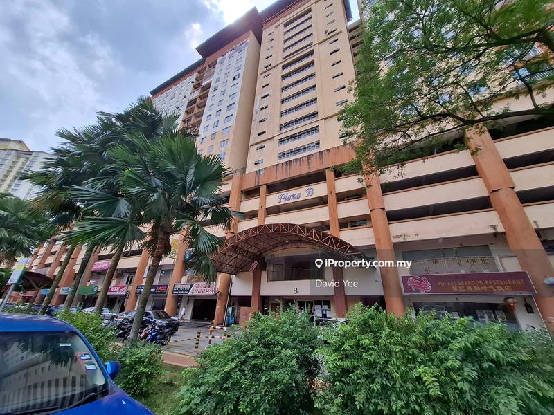 For Sale - Plaza Metro Prima