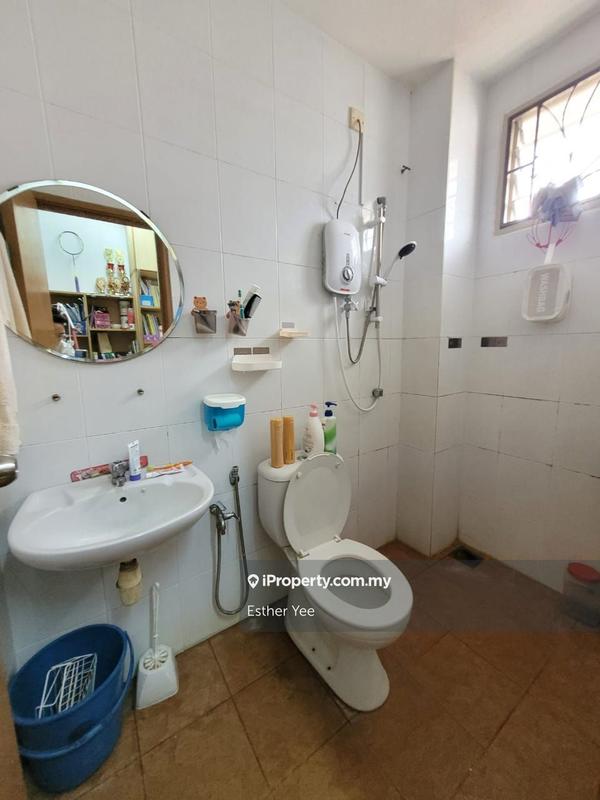 Rumah Teres 3-Tingkat untuk Dijual di Taman Dagang Permai, Ampang oleh Esther Yee - iProperty.com.my