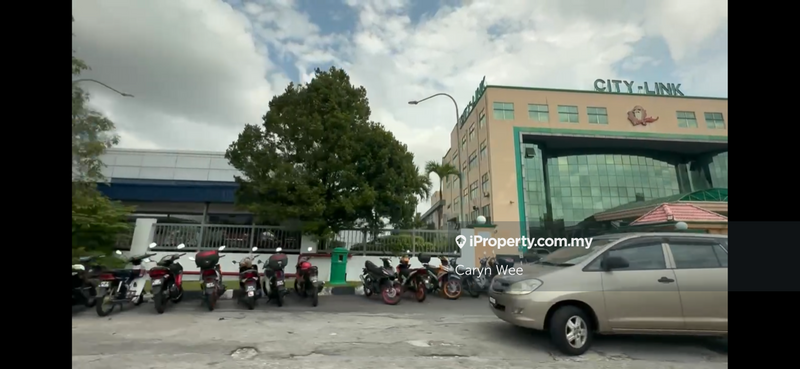 For Sale - FREEHOLD 50,000sf industrial land for sale at Hicom Glenmarie