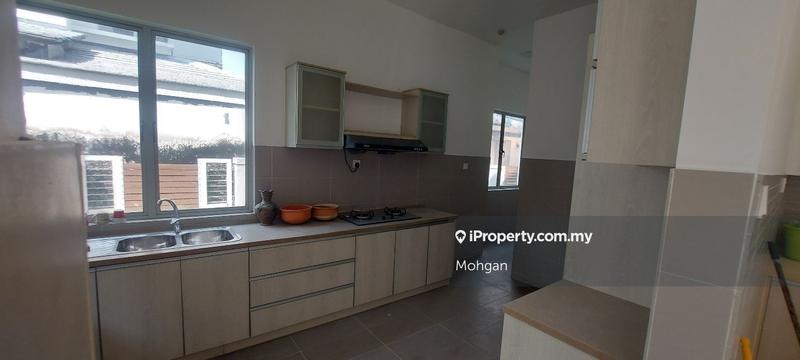 Bungalow House untuk Disewa di Section 13 Shah Alam Laman Seri, Shah Alam oleh Mohgan - iProperty.com.my