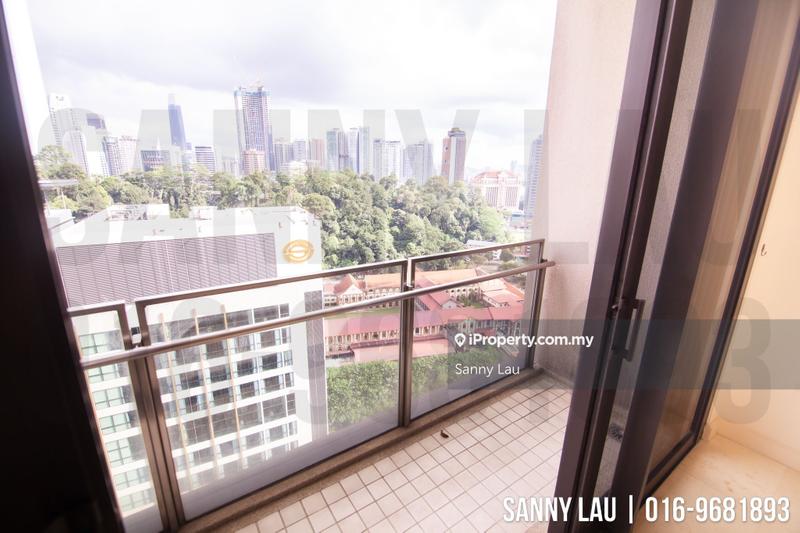 For Sale - 6 CapSquare