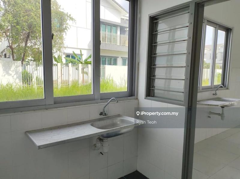 Rumah Berkembar untuk Dijual di Bandar Puncak Alam, Puncak Alam oleh Ryan Teoh - iProperty.com.my