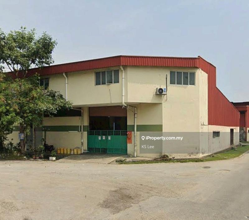 For Sale - BANK LELONG 56x100 Corner Terrace Factory Taman Industri Selesa Jaya Balakong