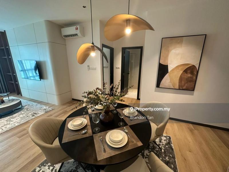 For Sale - Sapphire On The Park