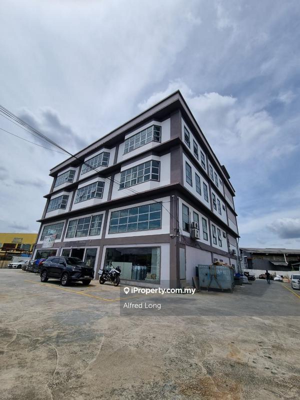For Rent - Facing Road 4sty Semi-d Commercial Shop , Seri Kembangan