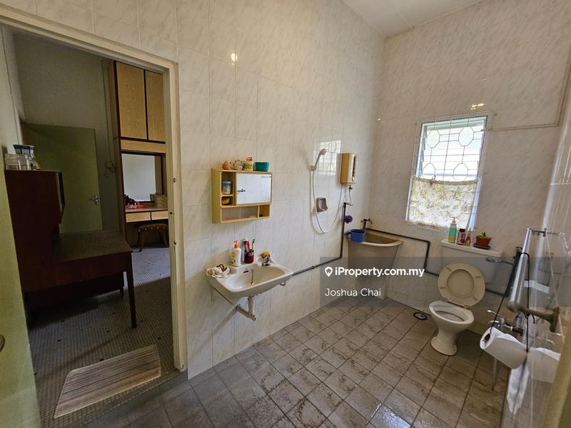 Bungalow House untuk Dijual di Tanjung Bungah, Penang oleh Joshua Chai - iProperty.com.my