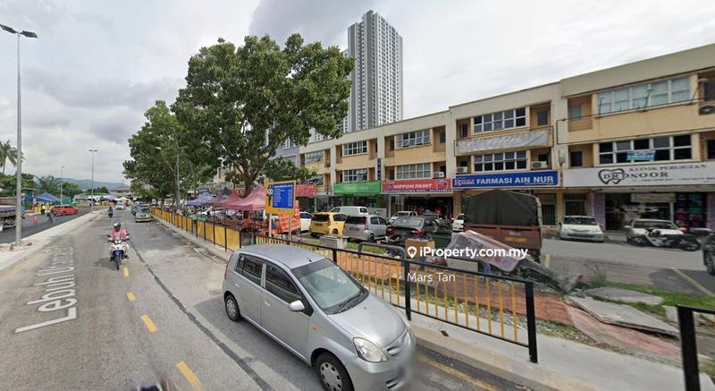 For Sale - 🌟【 Good Invest ROI = 4.4%】🌟 Tenanted | Face Main Road | 3 Storey Shop