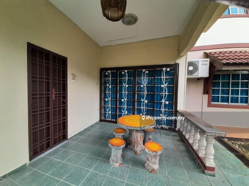 Rumah Teres 2-Tingkat untuk Dijual di Taman Bukit Dahlia, Pasir Gudang oleh Catherine Tay - iProperty.com.my