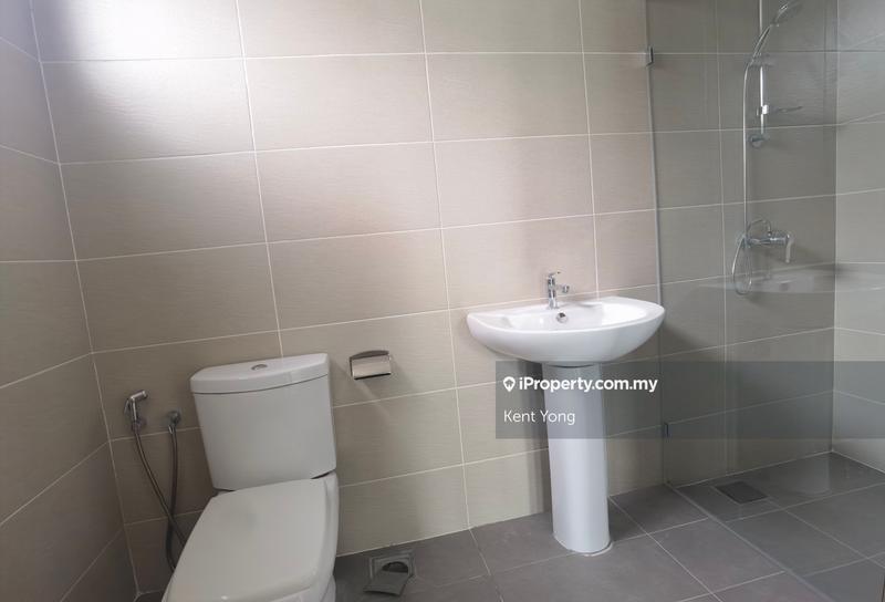 Rumah Berkembar untuk Dijual di Taman Villa Perdana, Kajang oleh Kent Yong - iProperty.com.my