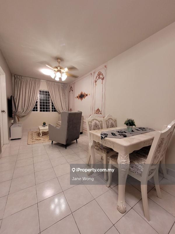 Rumah Flat untuk Dijual di Flora Damansara Flat oleh Jane Wong - iProperty.com.my