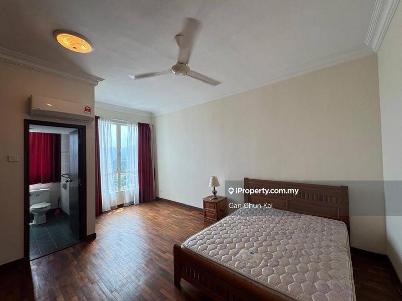 Condominium for Rent in Gurney Beach Resort by Gan Chun Kai - iProperty.com.my