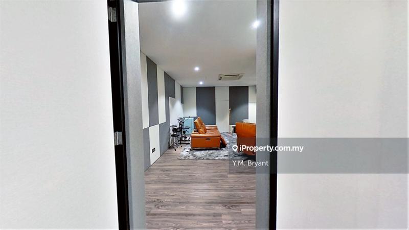Rumah Berkembar untuk Dijual di Tropicana, Selangor oleh Bryant Be - iProperty.com.my