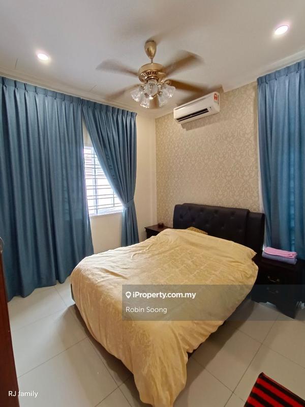 Rumah Berkembar untuk Dijual di Ayer Keroh, Melaka oleh Robin Soong - iProperty.com.my