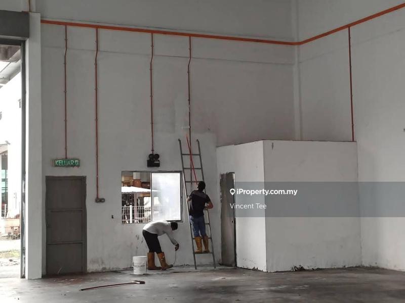 For Sale - Corner Semi-D Factory 75x170 13800sf Saujana Teknologi Rawang