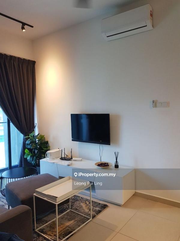 For Rent - Reizz Residence