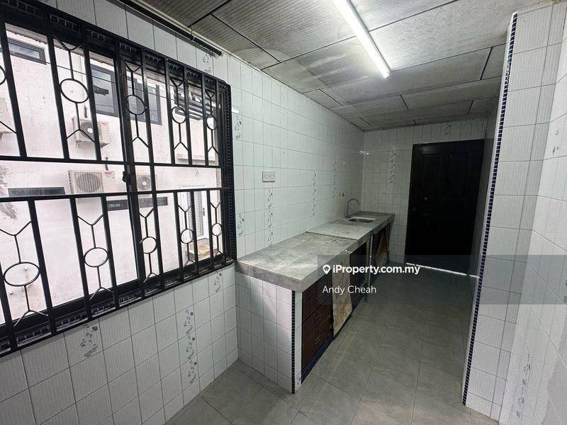 Rumah Berangkai 2 Tingkat untuk Dijual di Taman Ungku Tun Aminah, Skudai oleh Andy Cheah - iProperty.com.my