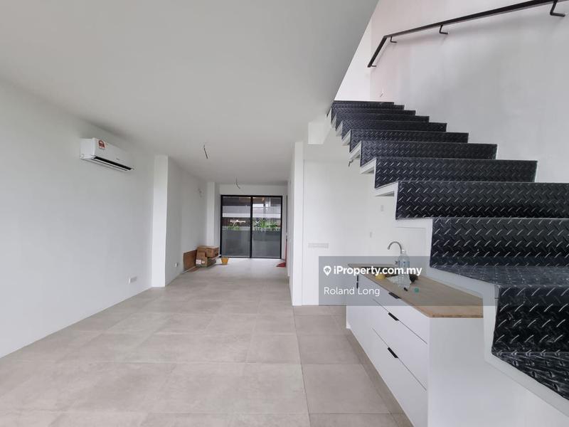 Shop untuk Disewa di Tropicana, Petaling Jaya oleh Roland Long - iProperty.com.my