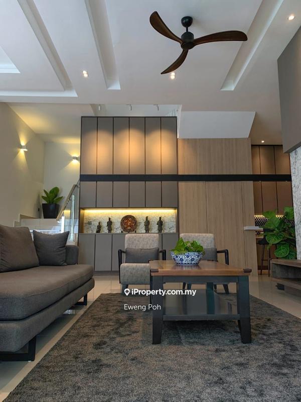 Rumah Berkembar untuk Dijual di Taman Melawati, Ulu Kelang oleh Eweng Poh - iProperty.com.my