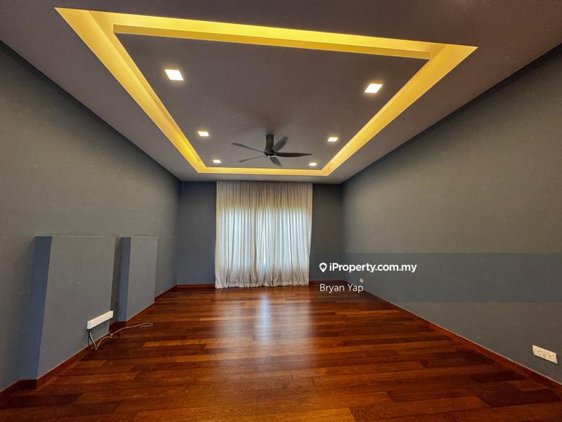Bungalow House untuk Dijual di Kayangan Heights, Shah Alam oleh Bryan Yap - iProperty.com.my