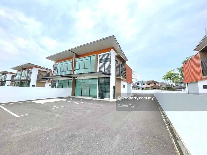 For Rent - New Semi Detached Light Industrial Warehouse at 6th Mile, near Kuching Airport