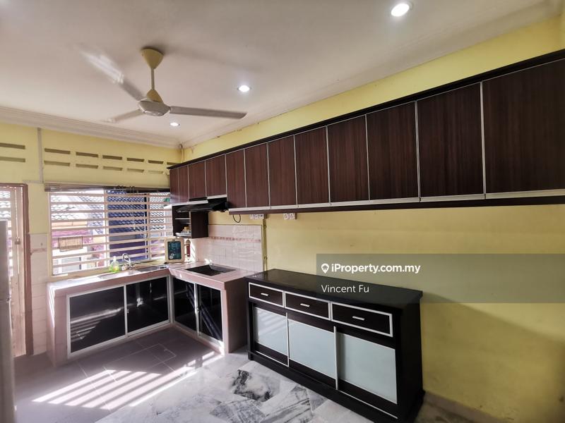 Rumah Teres 1-Tingkat untuk Dijual di Taman Layang Layang, Seremban oleh Vincent Fu - iProperty.com.my