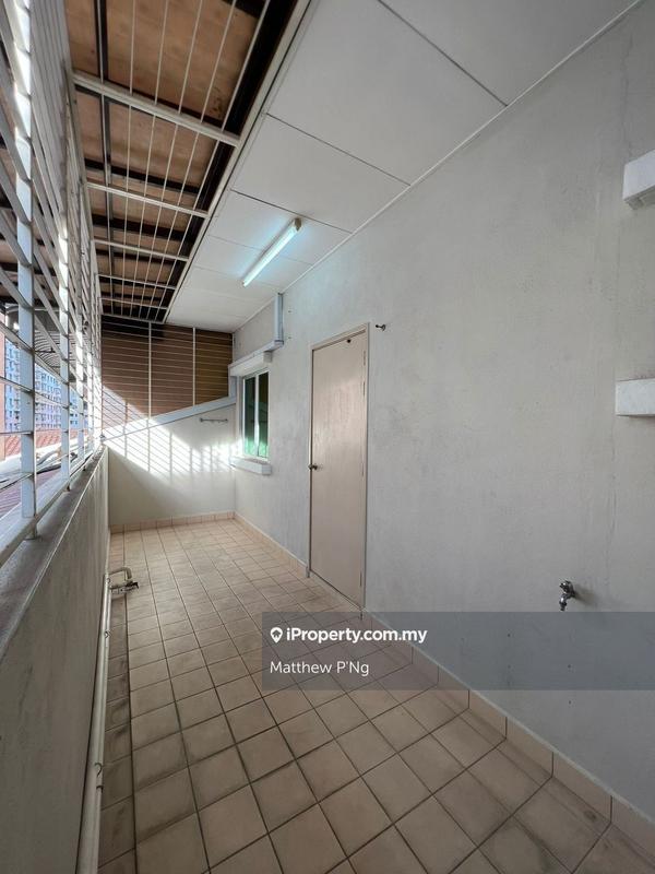 3-storey Terraced House for Sale in Taman Bukit Jambul, Bukit Jambul by Matthew P'Ng - iProperty.com.my