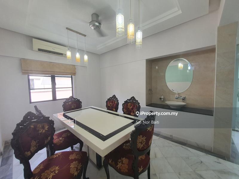 Rumah Bandar untuk Dijual di Ampang Hilir, Ampang oleh Siti Beeb - iProperty.com.my