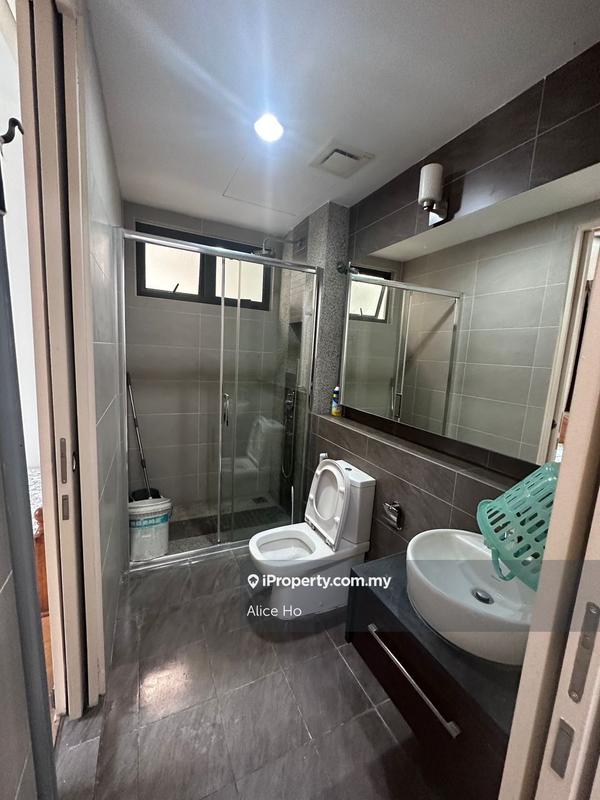 Kediaman Servis untuk Dijual di Isola oleh Alice Ho - iProperty.com.my