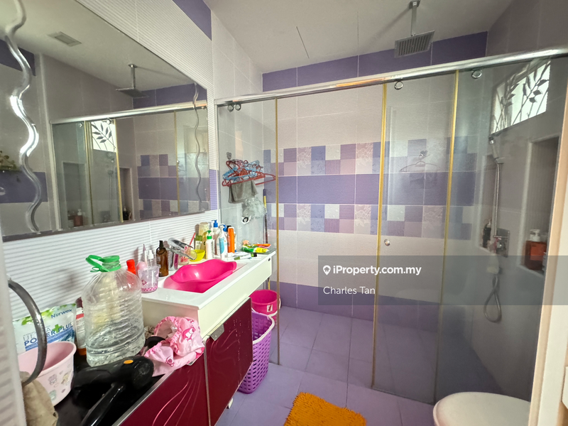 Rumah Berkembar untuk Dijual di Bandar Kinrara Seksyen 5, Bandar Kinrara oleh Charles Tan - iProperty.com.my