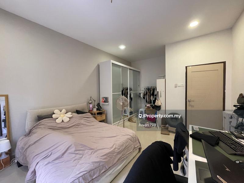 Rumah Berkembar untuk Dijual di Bukit Sungai Long, Bandar Sungai Long oleh Aivan Ng - iProperty.com.my