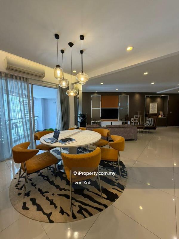 Condominium untuk Dijual di 9 Bukit Utama Condominium oleh Ivan Kok - Living Room - iProperty.com.my