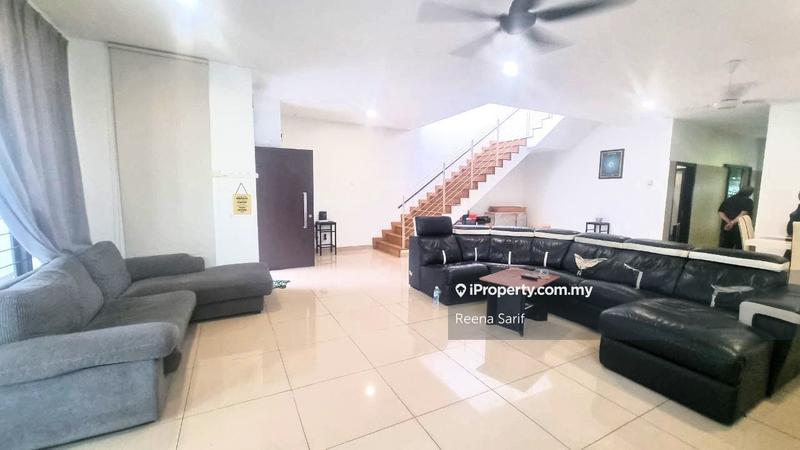 Rumah Berangkai 2 Tingkat untuk Dijual di Angular Lot, Laman Glenmarie, Bigger Size, Glenmarie oleh Reena Sarif - iProperty.com.my