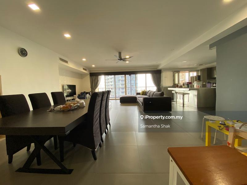 For Sale - Hampshire Park Condominium