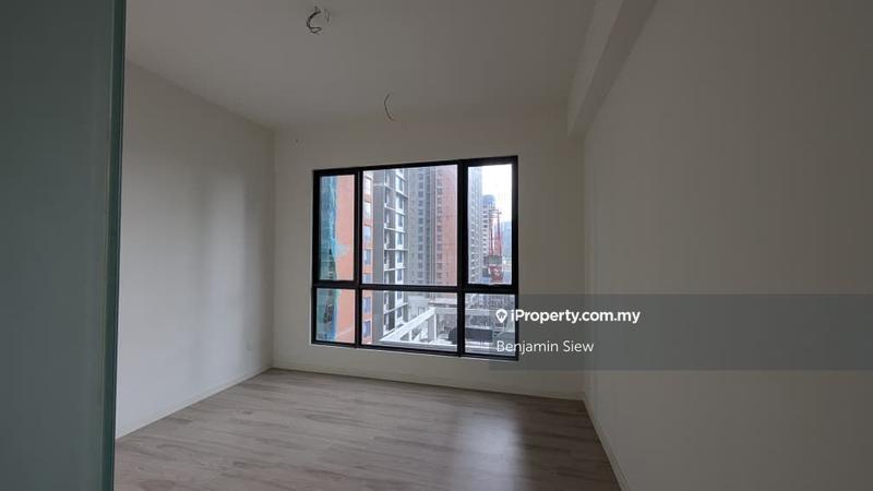 For Sale - Emerald 9