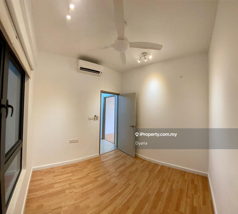 Service Residence for Sale in Suria Residence by Dyana - iProperty.com.my