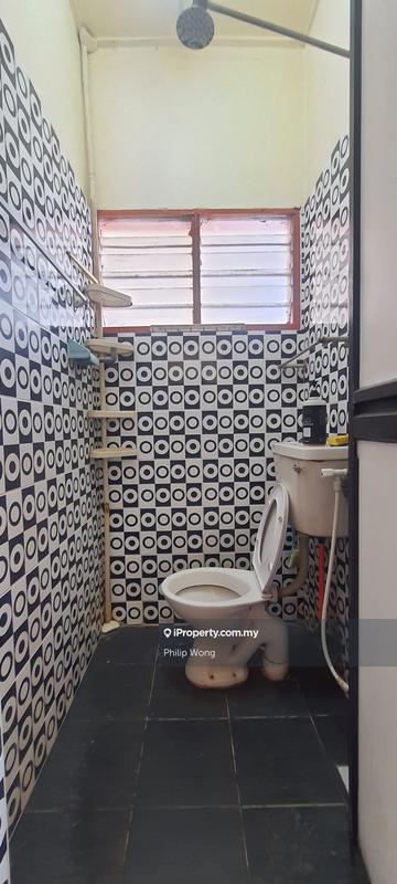 Pangsapuri untuk Dijual di Taman Serdang Raya Seksyen 3 Apartment oleh Philip Wong - iProperty.com.my