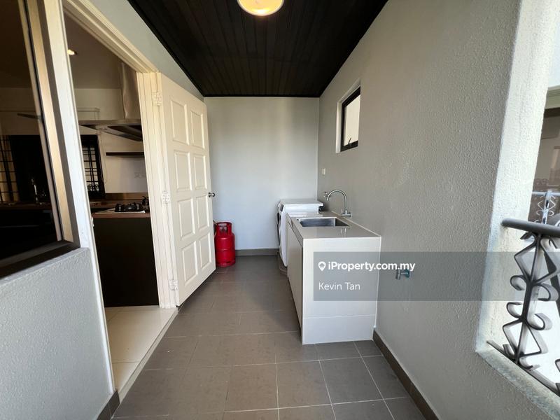 For Rent - Merak Kayangan Court