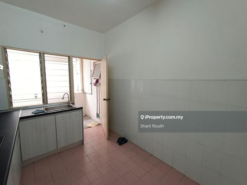 For Sale - Pangsapuri Bayu Suria (Summerfields Apartments)