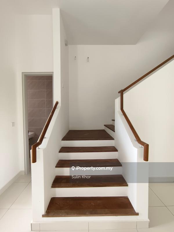 Rumah Berkembar untuk Dijual di Bandar Kinrara Seksyen 8, Bandar Kinrara oleh Sulin Khor - iProperty.com.my