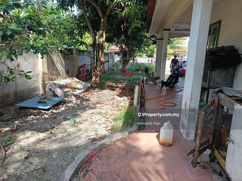 Semi-Detached House for Sale in Taman Seri Megah 2, Ayer Tawar by Vincent Har - iProperty.com.my